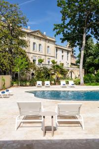 Château De Collias - Picturesque Location and History