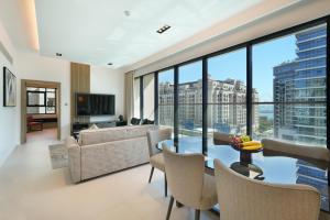Cheval Maison - The Palm - About Your Stay