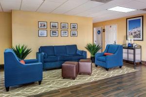 Comfort Inn & Suites Near Universal - N Hollywood - Burbank - Good To Know