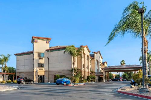 Comfort Suites - Good To Know
