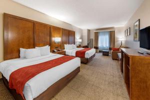 Comfort Suites Near Six Flags Magic Mountain - Good To Know