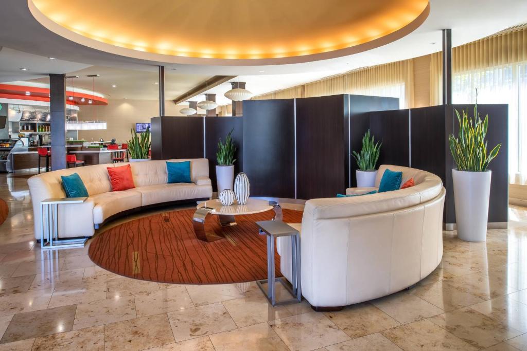 Courtyard by Marriott Sacramento Cal Expo Review