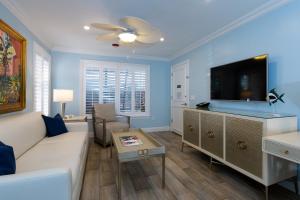 Cranes Beach House Boutique Hotel & Luxury Villas - Good To Know