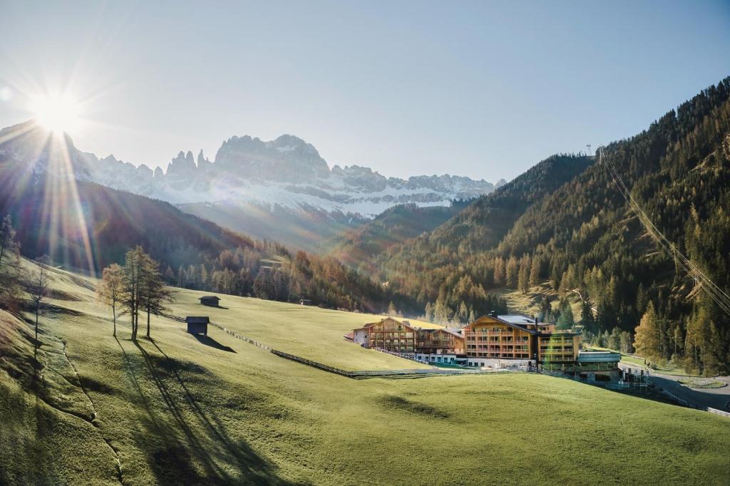 Cyprianerhof Dolomit Resort Review