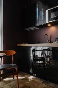 De Jonker Urban Studios & Suites - Good To Know