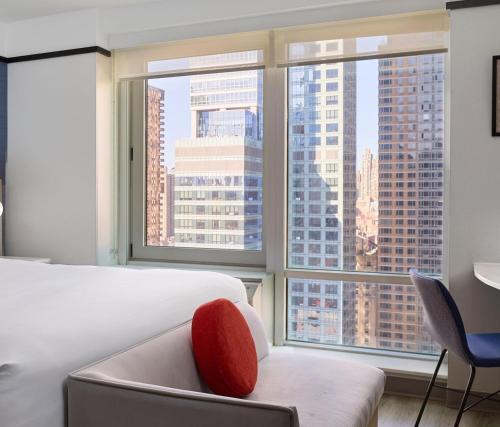 Delta Hotels by Marriott New York Times Square - Good To Know