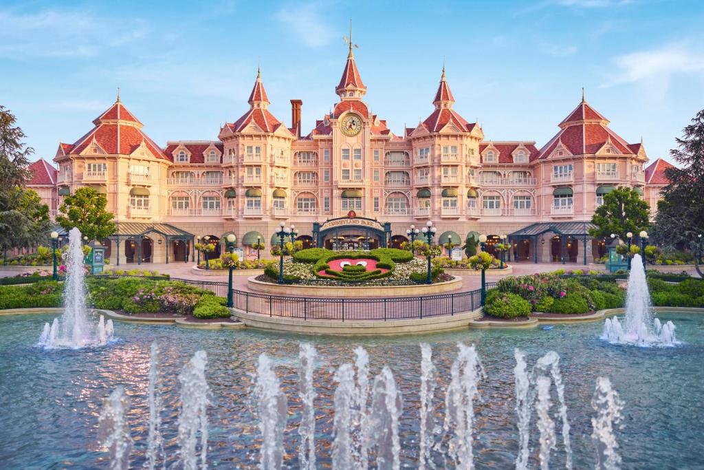 Disneyland® Hotel Review