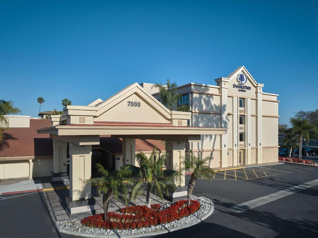 Doubletree by Hilton Buena Park - Good To Know