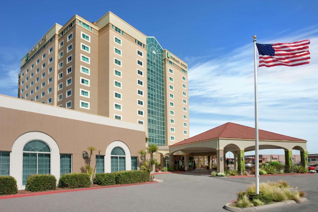 Embassy Suites by Hilton Monterey Bay Seaside - Good To Know