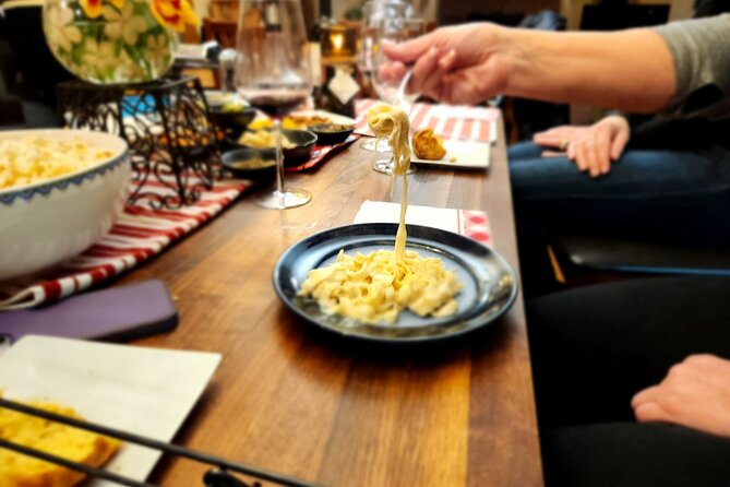 Experience Chicago Cooking Class With Deep Dish Pizza or Pasta - Good To Know