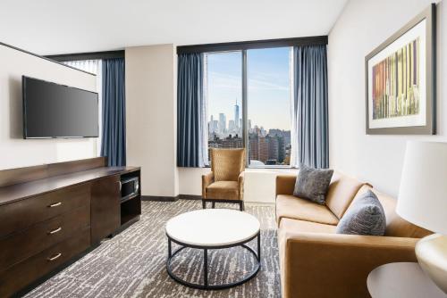 Fairfield Inn & Suites by Marriott New York Midtown Manhattan/Penn Station - Good To Know