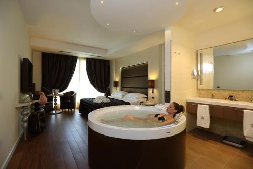 Fountain of Wellness Resort - Good To Know