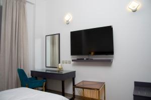 Garden City Hotel Dubai - About Your Stay
