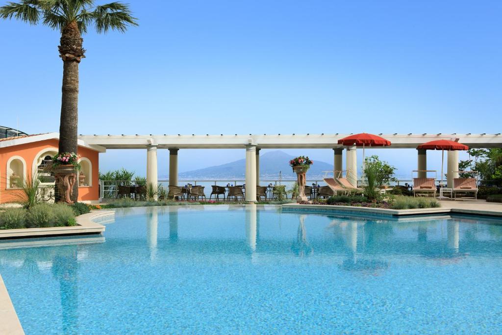 Grand Hotel Royal Review