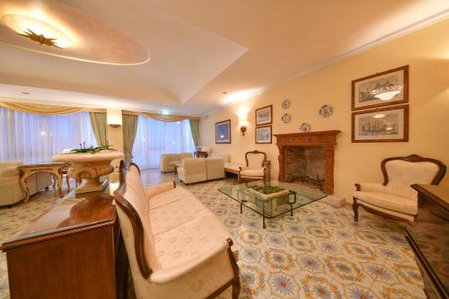 Grand Hotel Terme Di Augusto - Good To Know
