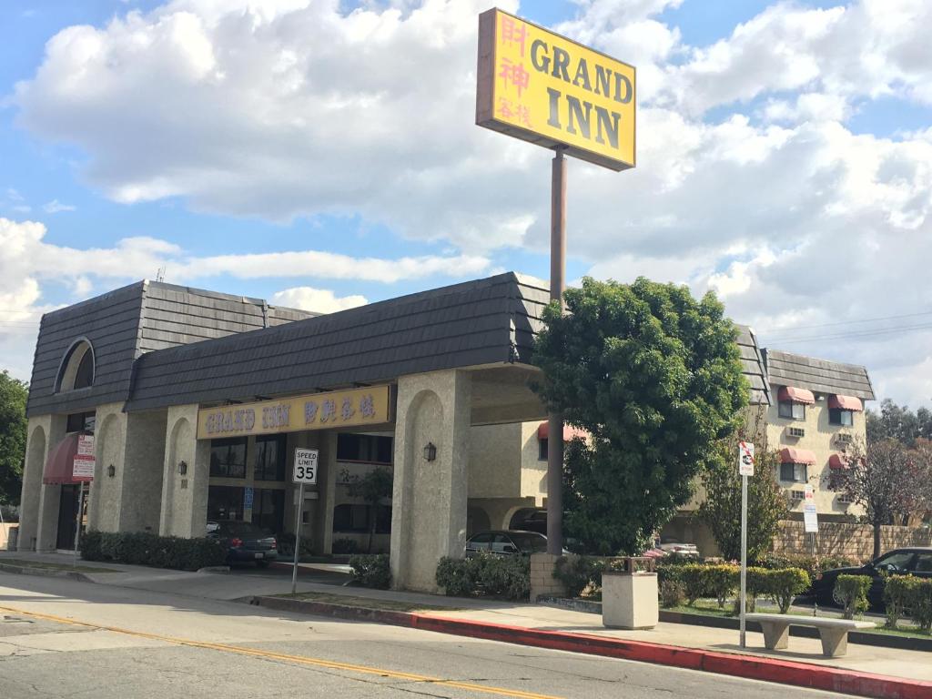 Grand Inn Fortune God Pavilion Review
