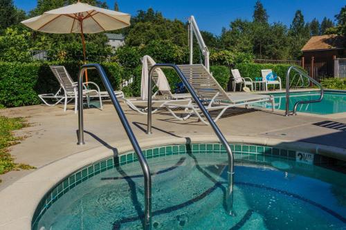 Grass Valley Courtyard Suites - Good To Know