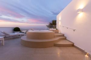 Grotta Palazzese Beach Hotel - Good To Know