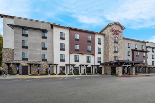 Hampton Inn Concord - Good To Know