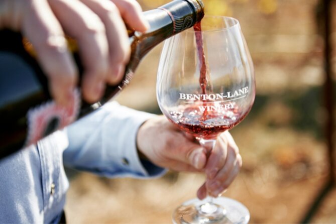 Heart of Willamette Winery Pass : Wine Tastings and Discounts - Good To Know