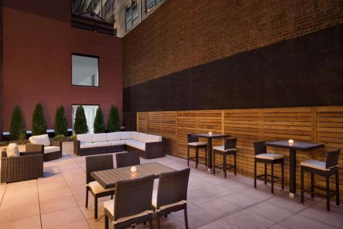 Hilton Garden Inn New York Times Square South - Good To Know