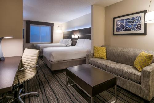 Holiday Inn Express Hotel & Suites Livermore, an IHG Hotel - Good To Know