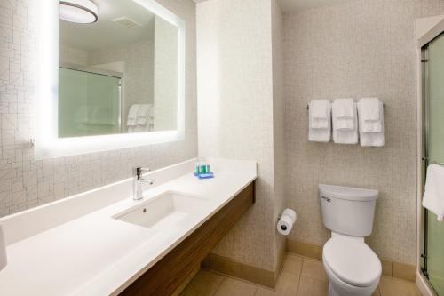 Holiday Inn Express & Suites Gulf Breeze - Pensacola Area, an IHG Hotel - Location and Proximity