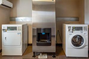 Holiday Inn Express & Suites Indio - Coachella Valley, an IHG Hotel - Good To Know