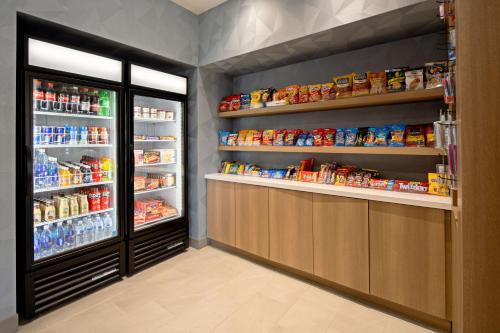 Holiday Inn Express & Suites - Valencia - Santa Clarita, an IHG Hotel - Good To Know