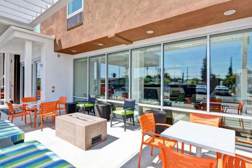 Home2 Suites Azusa - Good To Know