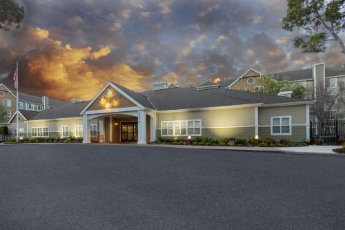 Homewood Suites by Hilton Newark Fremont - Good To Know