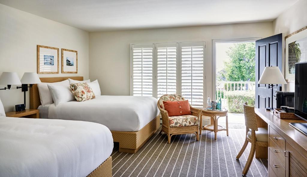 Hotel Carmel Review