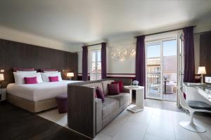 Hotel De Paris Saint-Tropez - Location and Ratings