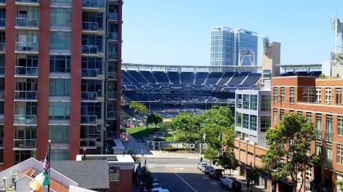 Hotel Indigo San Diego - Gaslamp Quarter, an IHG Hotel - Good To Know