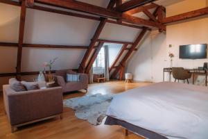 Hotel ML - Good To Know