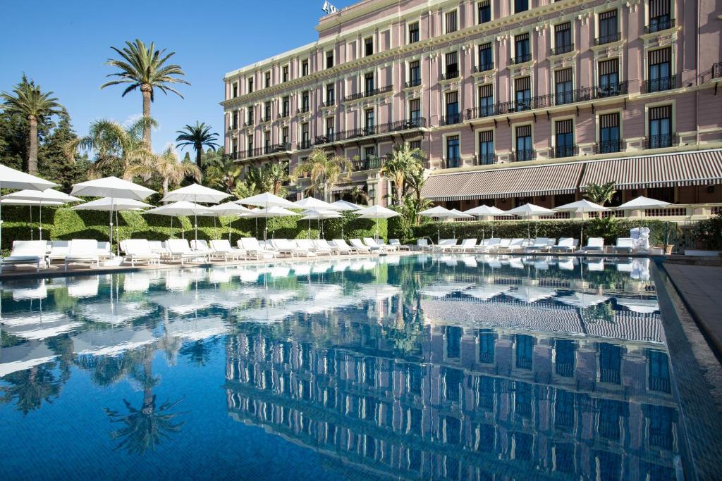Hotel Royal-Riviera Review