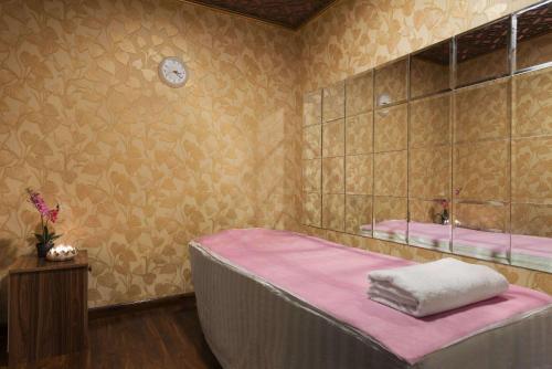 Howard Johnson by Wyndham Abu Dhabi Downtown - About Your Stay
