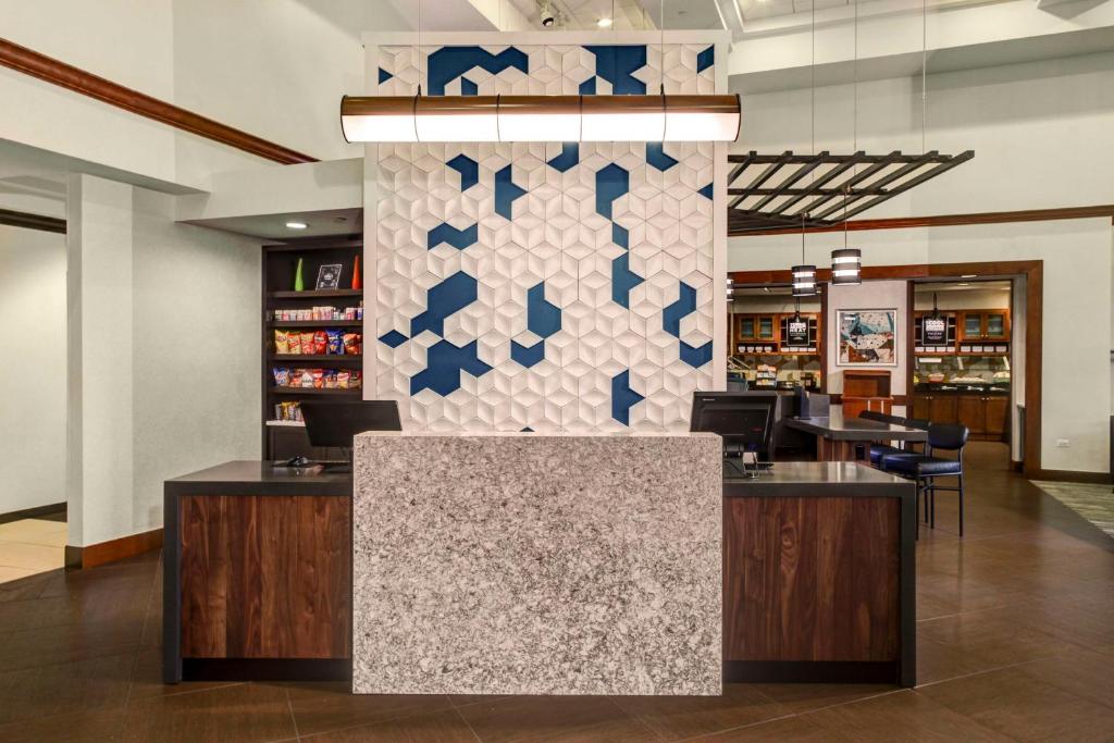 Hyatt Place Sacramento Rancho Cordova Review