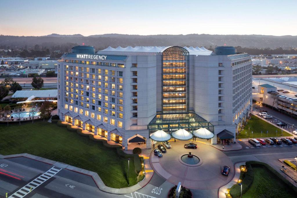 Hyatt Regency San Francisco Airport - Good To Know