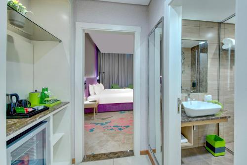 La Quinta by Wyndham Abu Dhabi Al Wahda - About Your Stay