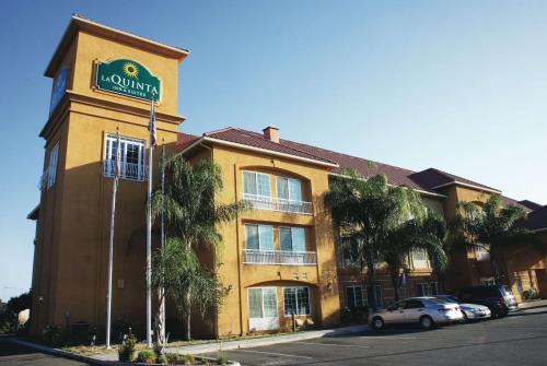 La Quinta by Wyndham Fowler - Good To Know