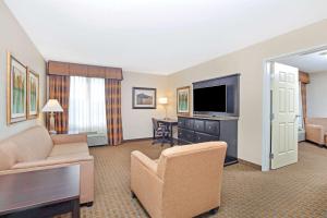 La Quinta by Wyndham Paso Robles - Good To Know