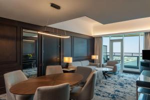 Le Meridien Mina Seyahi Beach Resort & Waterpark - About Your Stay