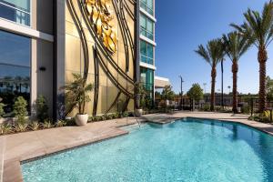 Le Meridien Pasadena Arcadia - Good To Know