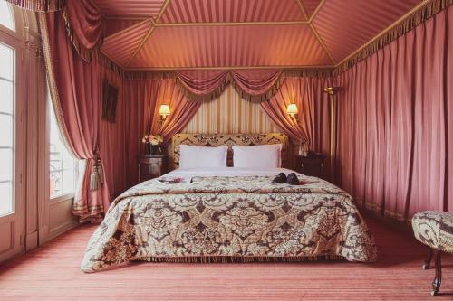 LHôtel: A Comprehensive Review - Good To Know