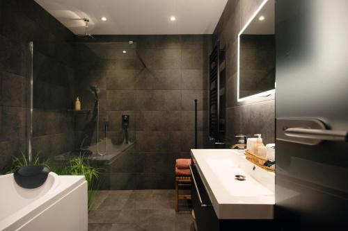 LOFT 188 Luxury Apartment Hotel - Good To Know