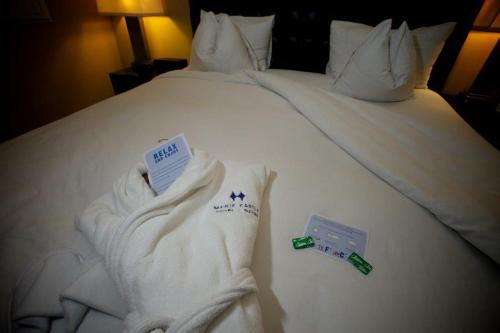 Magic Castle Hotel - Good To Know