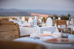 Mas Des Herbes Blanches Hotel & Spa – Relais & Châteaux - Good To Know