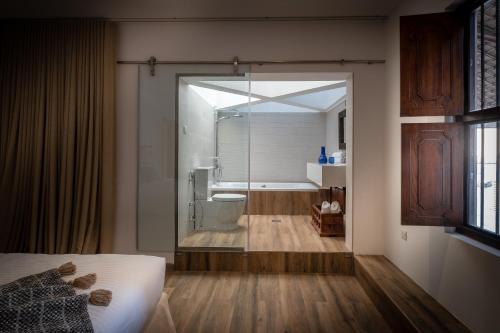 MAZMI HOUSE Review