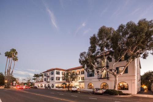 Montecito Inn - Good To Know